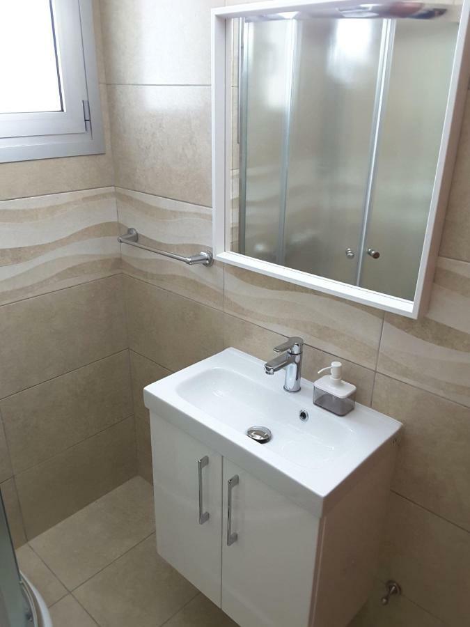 Lighthouse By The Sea Lovely 2Bdr Apartment Paphos Exterior foto