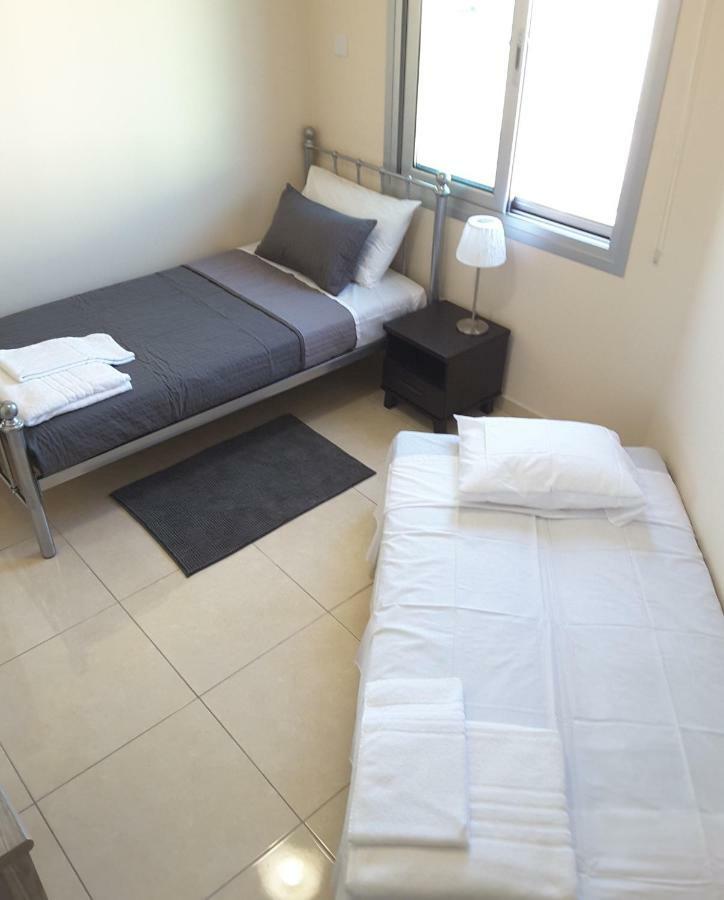 Lighthouse By The Sea Lovely 2Bdr Apartment Paphos Exterior foto