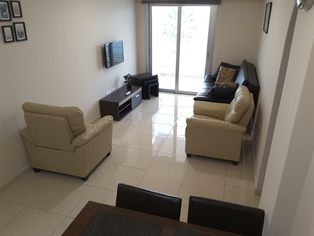 Lighthouse By The Sea Lovely 2Bdr Apartment Paphos Exterior foto