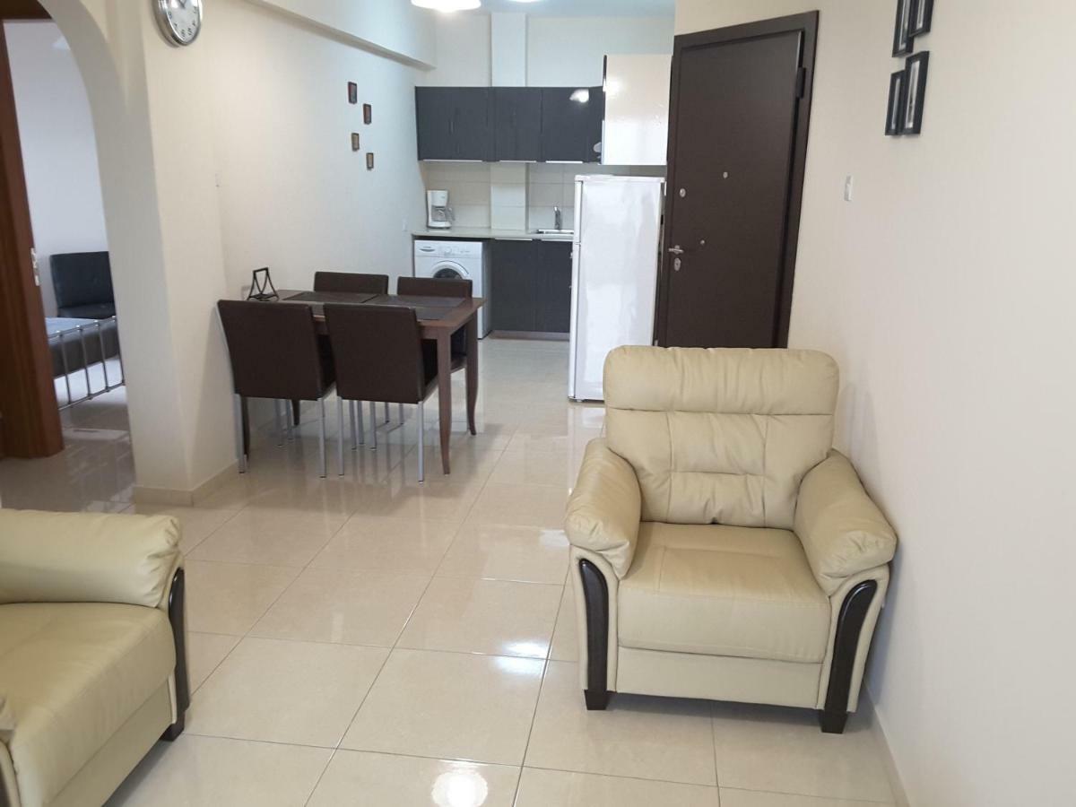 Lighthouse By The Sea Lovely 2Bdr Apartment Paphos Exterior foto